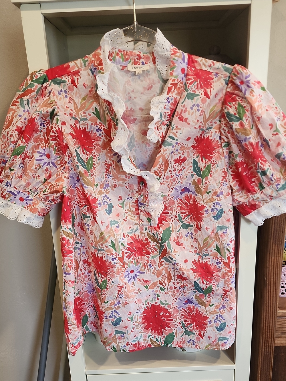 JODIFL Red Pink Floral Ruffle-Trim Puff Sleeve Blouse
